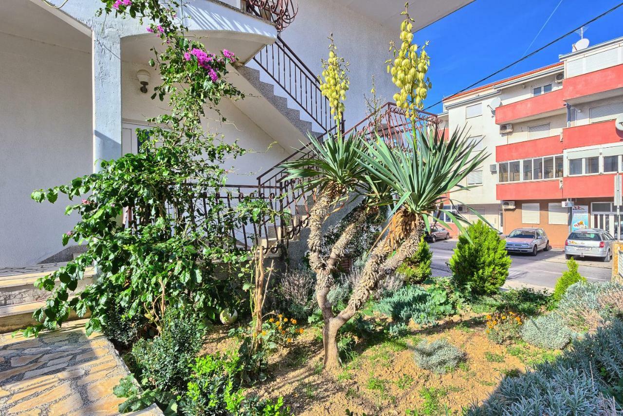 Apartments Milenka Трогир Экстерьер фото